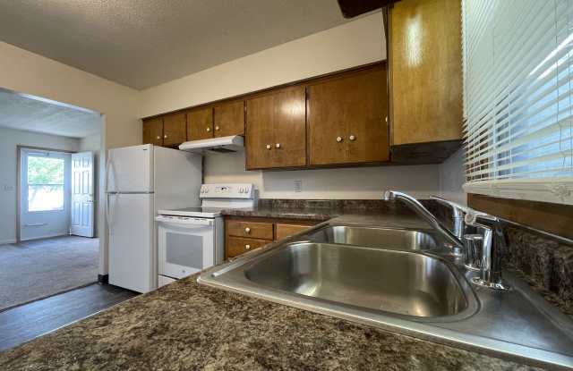 2220 Chanticleer St photos photos
