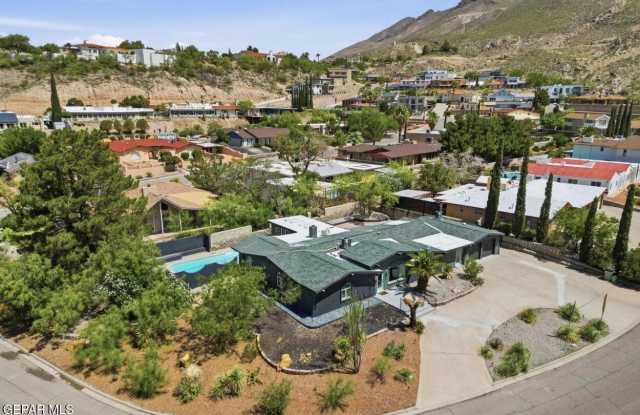 1505 ROCKY BLUFF Drive Gallery 1