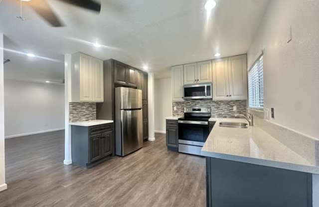 5523 Adobe Falls Road photos photos