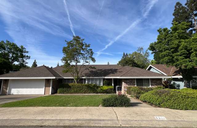 BEAUTIFULLY UPDATED 3 BEDROOM HOME!! photos photos