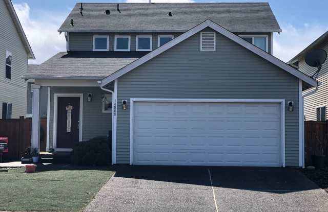 3 Bedroom Home for rent in Tahoma Terra community! photos photos