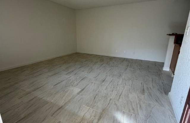 2080 Karen Avenue photos photos