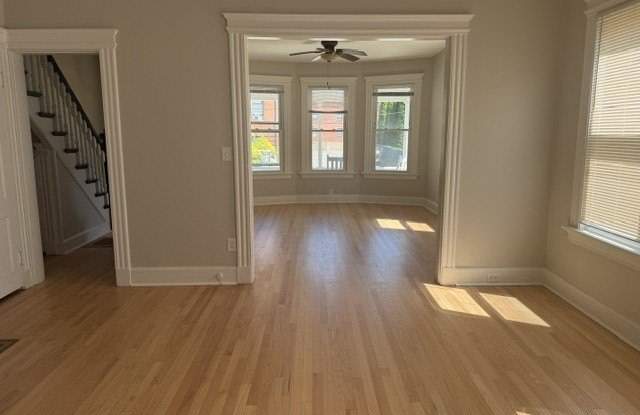 86 Cottage Avenue Gallery 4