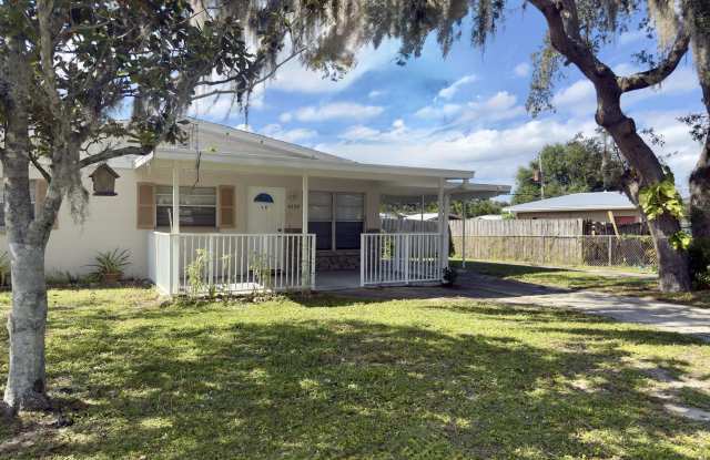 4530 Coleridge Avenue photos photos