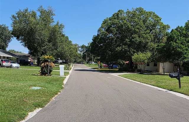 1641 MEADOWBROOK Avenue Gallery 4