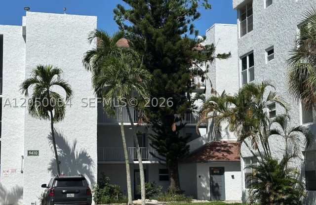 9410 Live Oak Pl Gallery 2