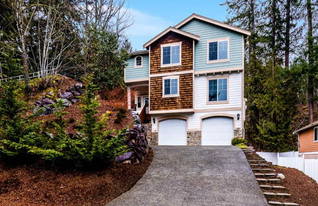 3 Bedroom 2.5 Bath Home in Lake Sammamish Gallery 1