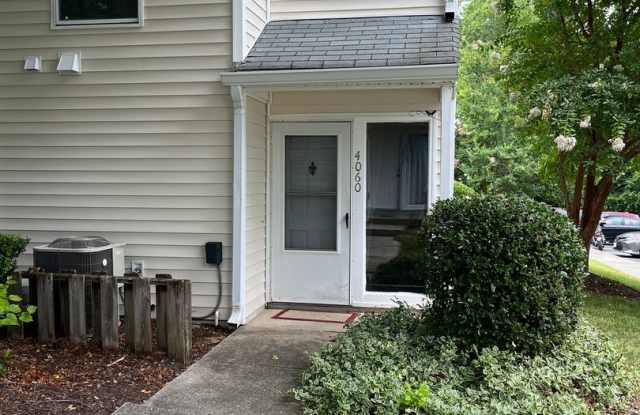 2 Bedroom 1 1/2 Bath Townhome photos photos