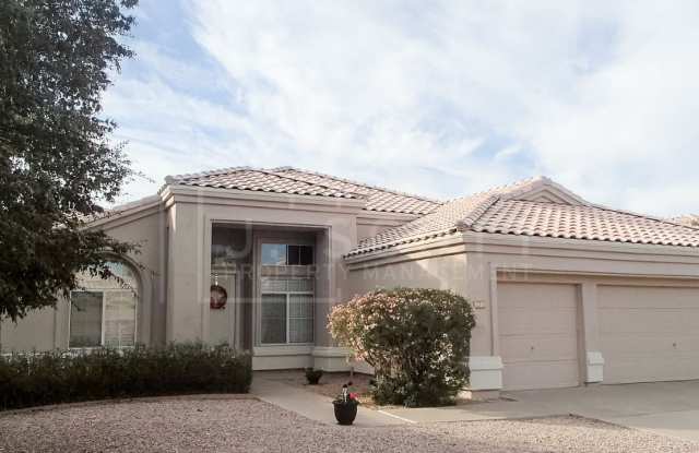 7417 West Candelaria Drive - 7417 West Candelaria Drive, Glendale, AZ 85310