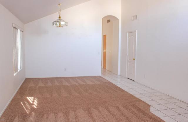 6419 W ADOBE Drive Gallery 4