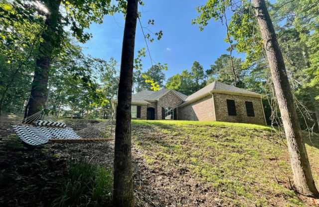 4 bed 2.5 bath home in Ridgeland! photos photos