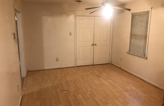 1910 N John Ct Gallery 3