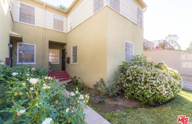 1606 SILVER LAKE Gallery 2