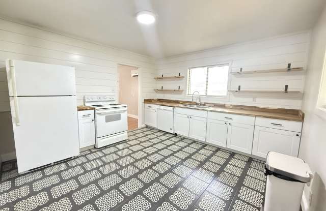 5504 Fifth Street#1 photos photos