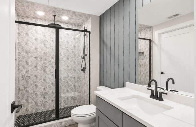4701 Forest Hill Avenue photos photos