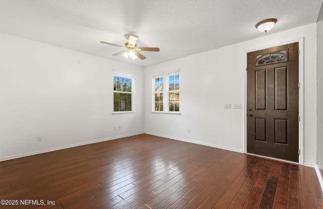 105 CROWN WHEEL Circle Gallery 4