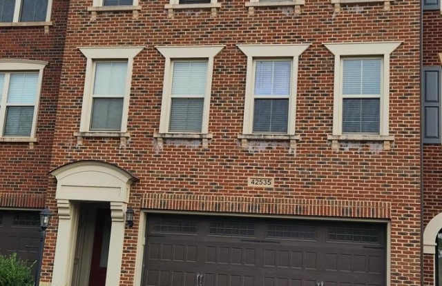 42535 DREAMWEAVER DRIVE - 42535 Dreamweaver Drive, Brambleton, VA 20148