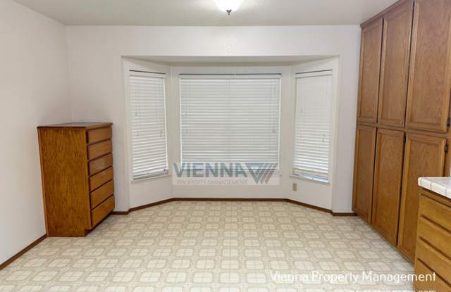 1308 Kingswood Drive Gallery 4