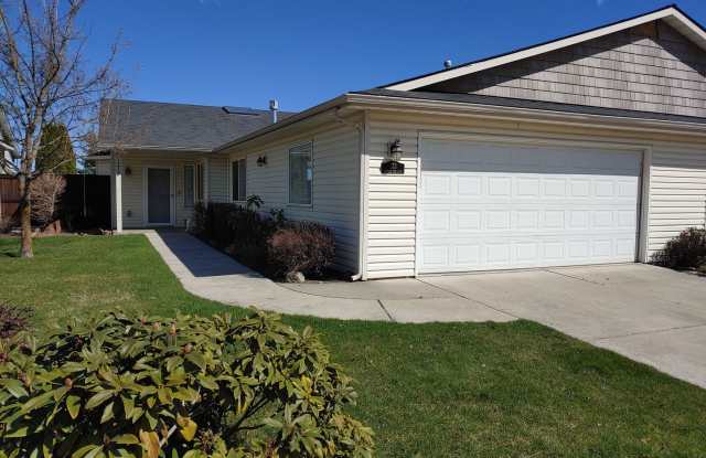 Quiet Neighborhood 55+Community-front landscaping included photos photos