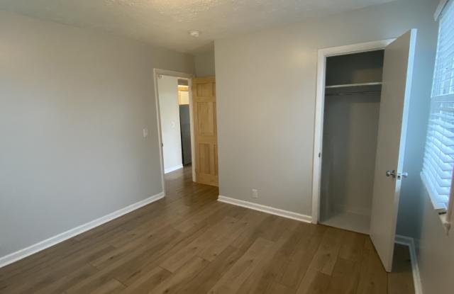 2332 Batavia Street Gallery 1