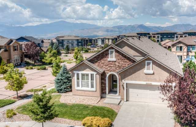 Cordera Home close to D20 Schools & Clubhouse Gallery 1