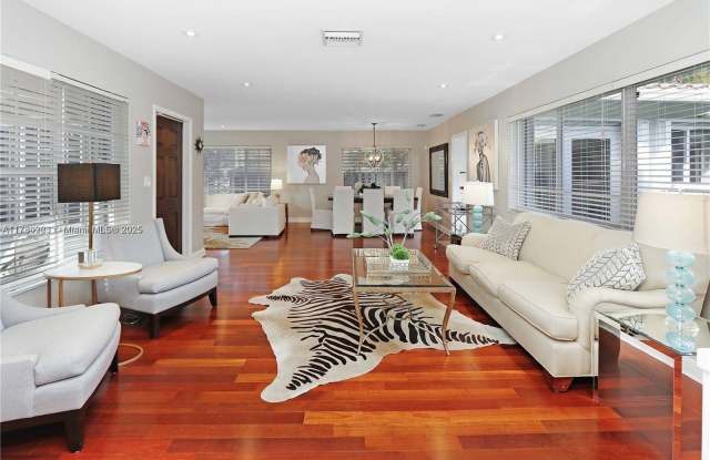 1147 Buchanan St - 1147 Buchanan Street, Hollywood, FL 33019 1147 Buchanan St - 1147 Buchanan Street, Hollywood, FL 33019