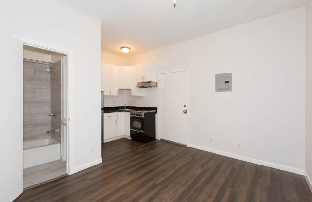 57 Taylor photos photos