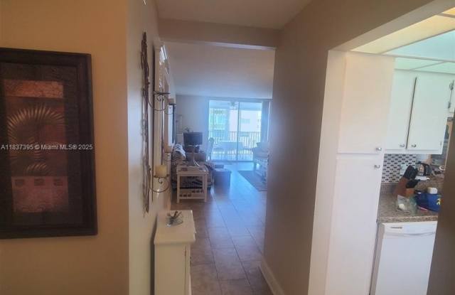 319 NE 14th Ave photos photos 319 NE 14th Ave photos photos