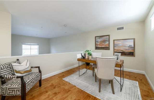 Open 2 Bedroom Stunner Gallery 3