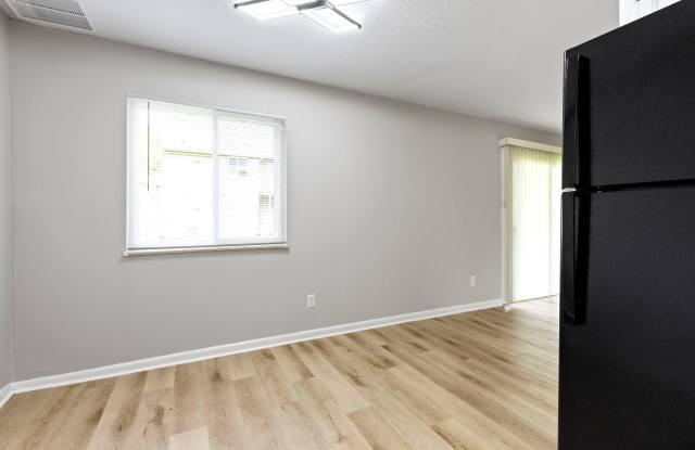 The Hills Apartment Homes Gallery 4