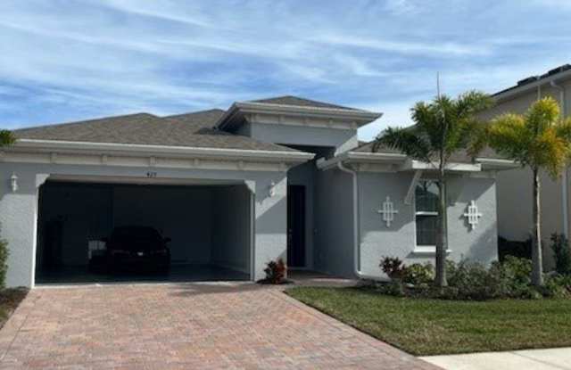 425 Coral Reef Place photos photos