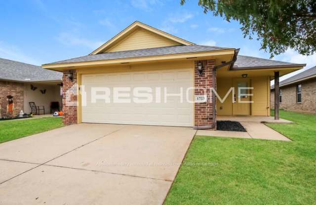 1723 Everglade Court photos photos