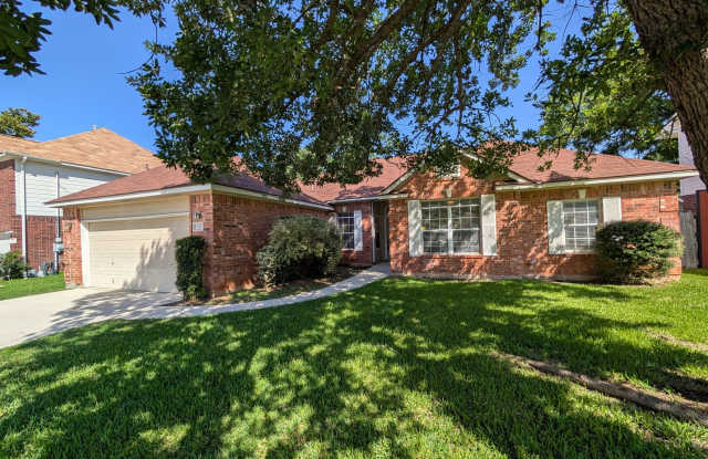 3/3/2 in Rivertree / River Access/ Wood Burning Fire Place / Covered Back Patio / Tons of Community Amenities / CISD Gallery 3