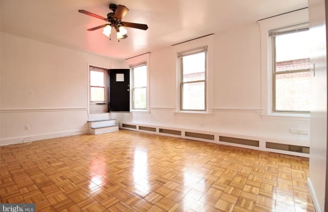 402 S 9TH STREET - 402 S 9th St, Philadelphia, PA 19107
