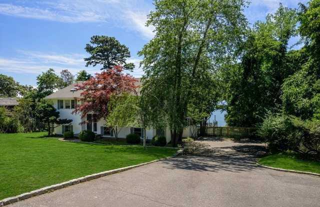6 Peconic Road Gallery 2
