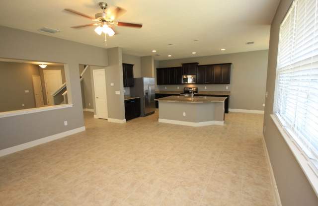 10168 Grand Oak Circle Gallery 3