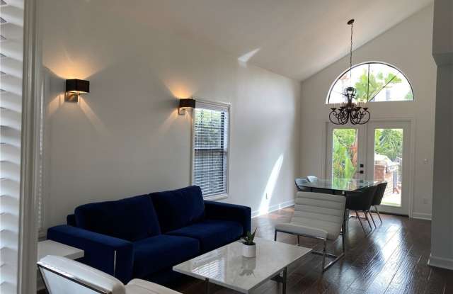 3814 Lost Springs Drive Gallery 2