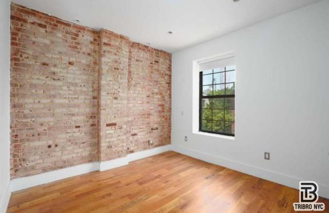 506 Warren Street Gallery 3