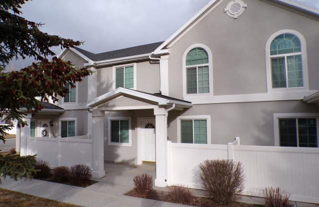 1464 South Silver Maple Court - 1 photos photos