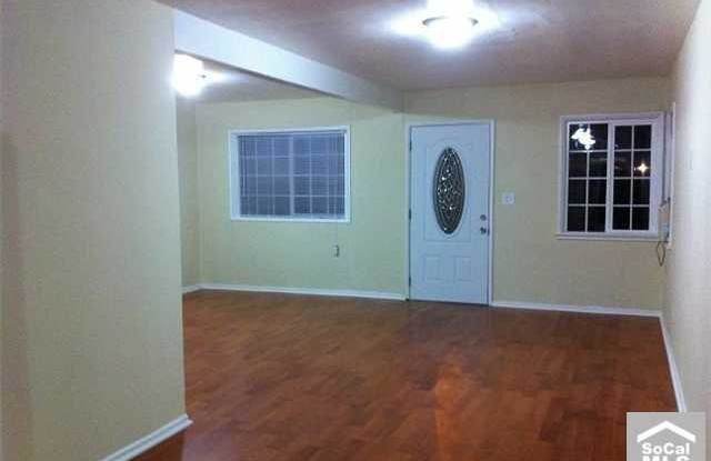 13631 Klondike Avenue Gallery 2