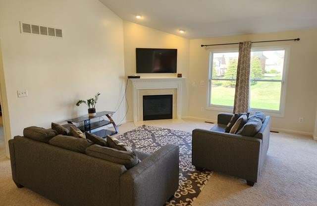 41568 THOREAU Ridge Gallery 3