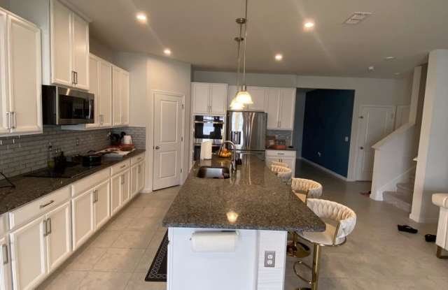 4 Bedroom Single Family Home in Saint Cloud Gallery 3