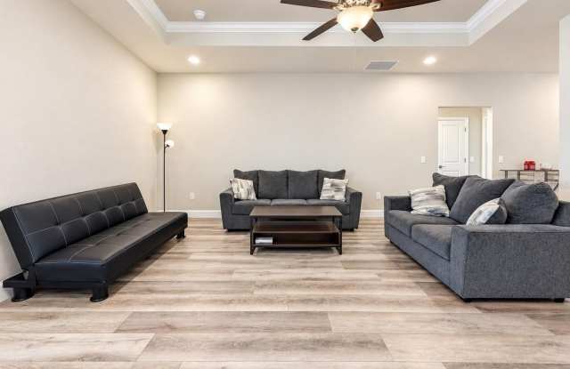 6737 SW 13th Lane, Gainesville, FL- GRAND OAKS Gallery 4
