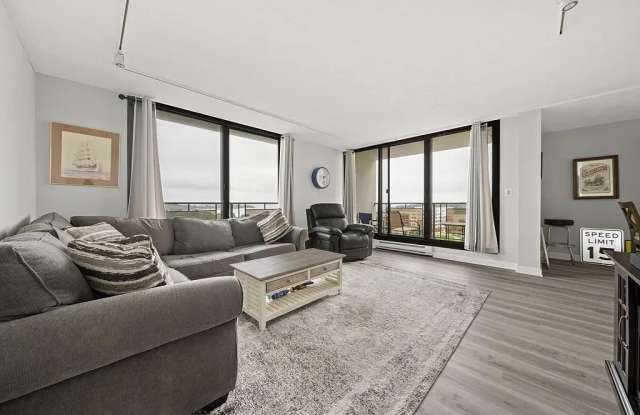 61 Broad Reach photos photos