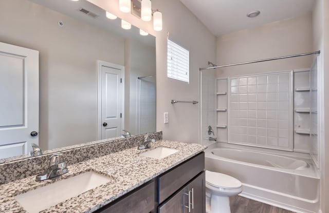 Pines at Glen Laurel Luxury Apartments Gallery 2
