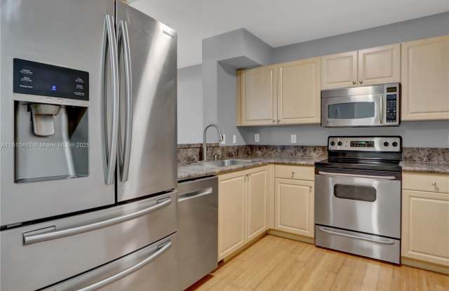609 E Sheridan St photos photos