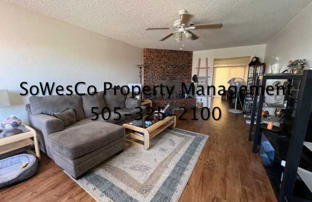 Two bedroom with Garage near Lowes Gallery 3