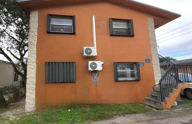 2580 NW 139th St photos photos