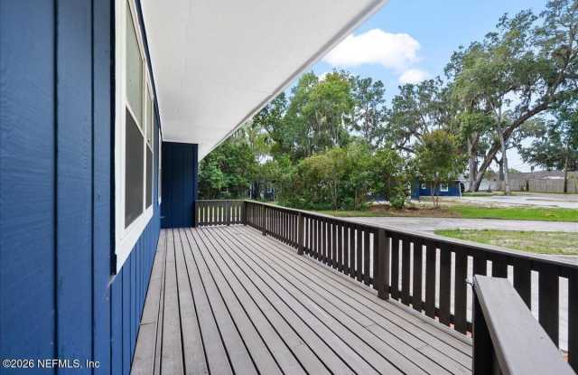 2421 DOGWOOD Lane Gallery 3