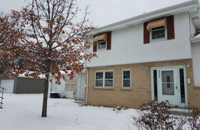 2502 W 58th St - 2502 W 58th St, Minneapolis, MN 55410